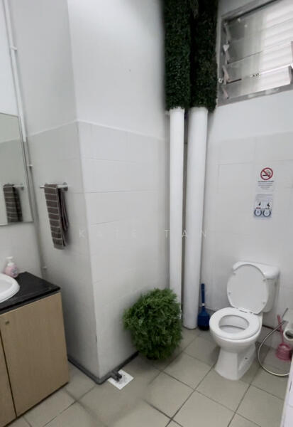 Wcega Tower, 21 Bukit Batok Crescent, 969 sqft, Light Industrial (B1) For Sale, by Kate Tan, 23813247 - CommercialGuru.com.sg