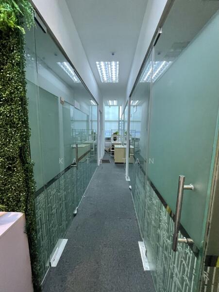 Wcega Tower, 21 Bukit Batok Crescent, 969 sqft, Light Industrial (B1) For Sale, by Kate Tan, 23813247 - CommercialGuru.com.sg