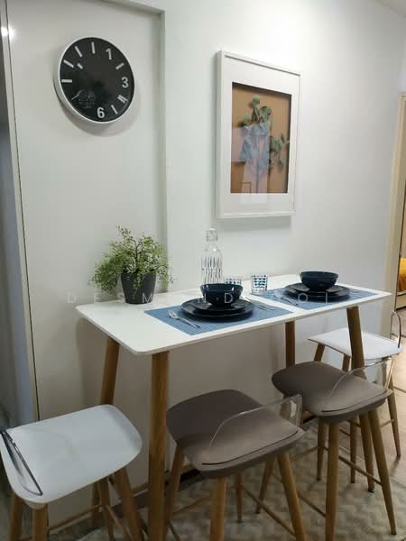 For Rent - International Plaza