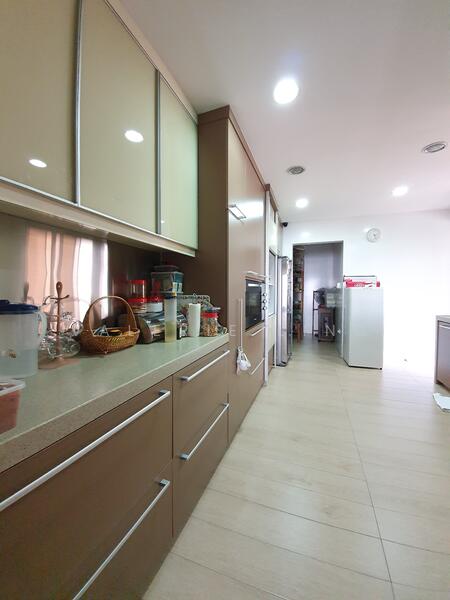 Yong An Park, 327 River Valley Road, Room Rental, 350 sqft, Condominium For Rent, by Valerie Ling, 23815171 - PropertyGuru.com.sg