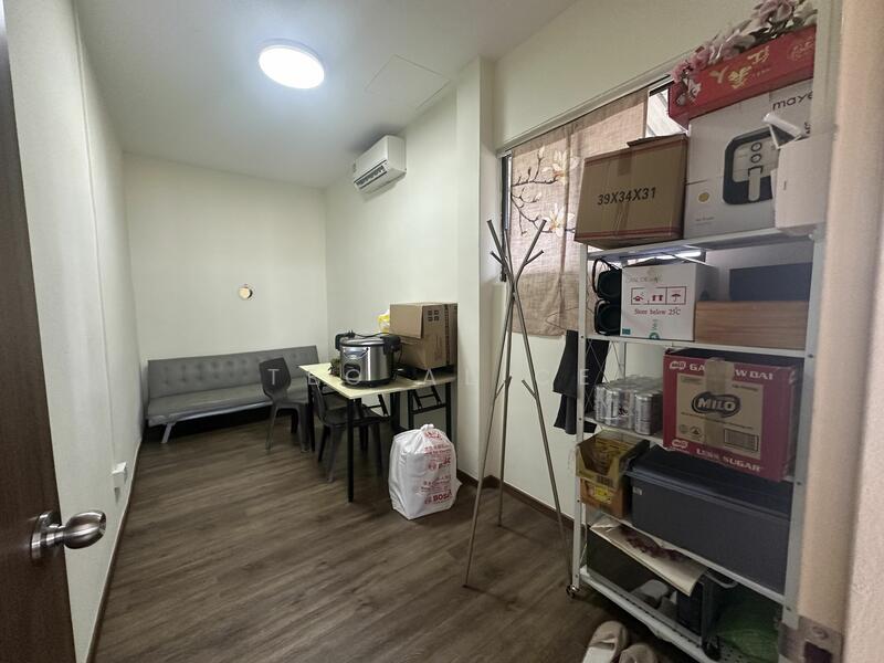 Golden Wall Flatted Factory, 2 Jalan Rajah, 1,572 sqft, Light Industrial (B1) For Sale, by Teo Alice, 23815691 - CommercialGuru.com.sg