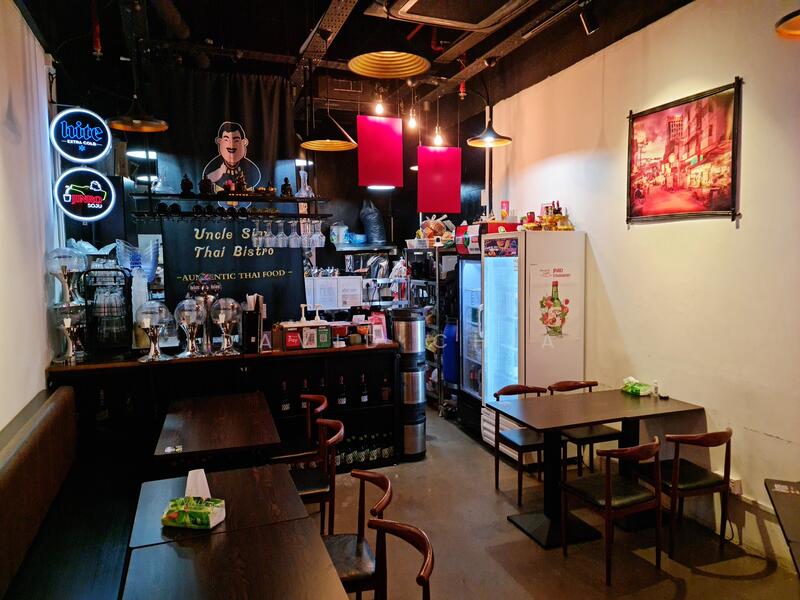 Burlington Square, 175 Bencoolen Street, 344 sqft, Food & Beverage For Sale, by David Chia, 23816186 - CommercialGuru.com.sg