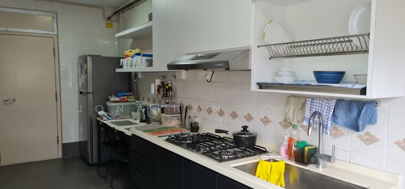 201B Compassvale Drive, 201B Compassvale Drive, 3 Bedrooms, 968 sqft, HDB Flat For Rent, by Jonathan Tong, 23816635 - PropertyGuru.com.sg