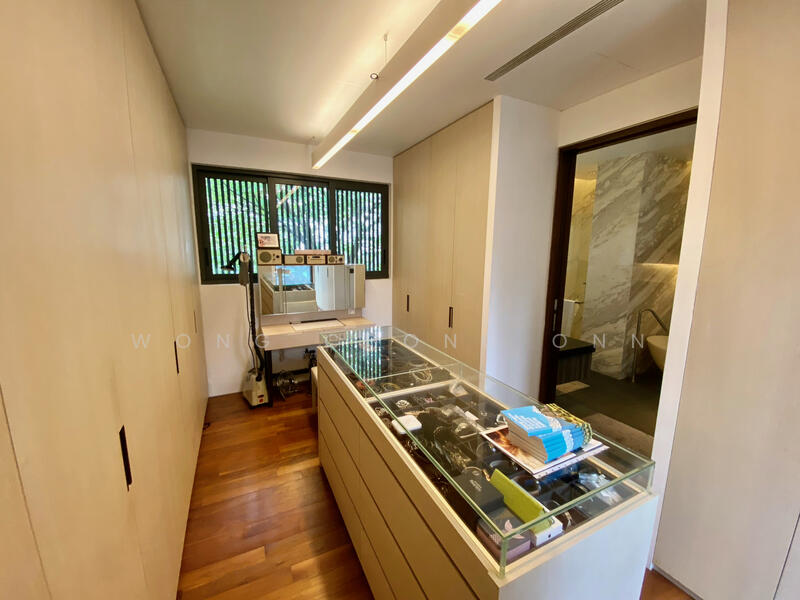 Modern Good Class Bungalow @ OLIVE ROAD Caldecott, Olive Road, 6 Bedrooms, 12,000 sqft, Good Class Bungalow For Sale, by Wong Chong Onn, 23816848 - PropertyGuru.com.sg