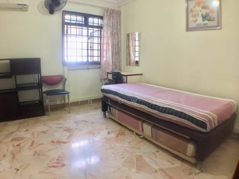 646 Jurong West Street 61, 646 Jurong West Street 61, Room Rental, 150 sqft, HDB Flat For Rent, by Kevin Low 刘先生, 23818780 - PropertyGuru.com.sg