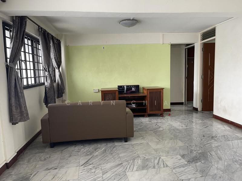 168A Queensway, 168A Queensway, Alexandra / Commonwealth, 3 Bedrooms, 968 sqft, HDB Flat For Rent, by Caryn Chia, 23818798 - PropertyGuru.com.sg