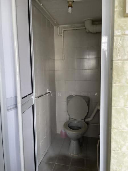 168A Queensway, 168A Queensway, Alexandra / Commonwealth, 3 Bedrooms, 968 sqft, HDB Flat For Rent, by Caryn Chia, 23818798 - PropertyGuru.com.sg