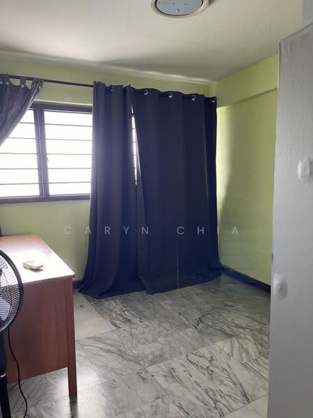 168A Queensway, 168A Queensway, Alexandra / Commonwealth, 3 Bedrooms, 968 sqft, HDB Flat For Rent, by Caryn Chia, 23818798 - PropertyGuru.com.sg