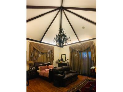 For Sale - Freehold Bungalow Detached with Lift on Hill top