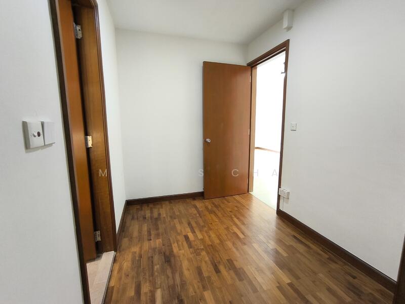 For Rent - Burlington Square