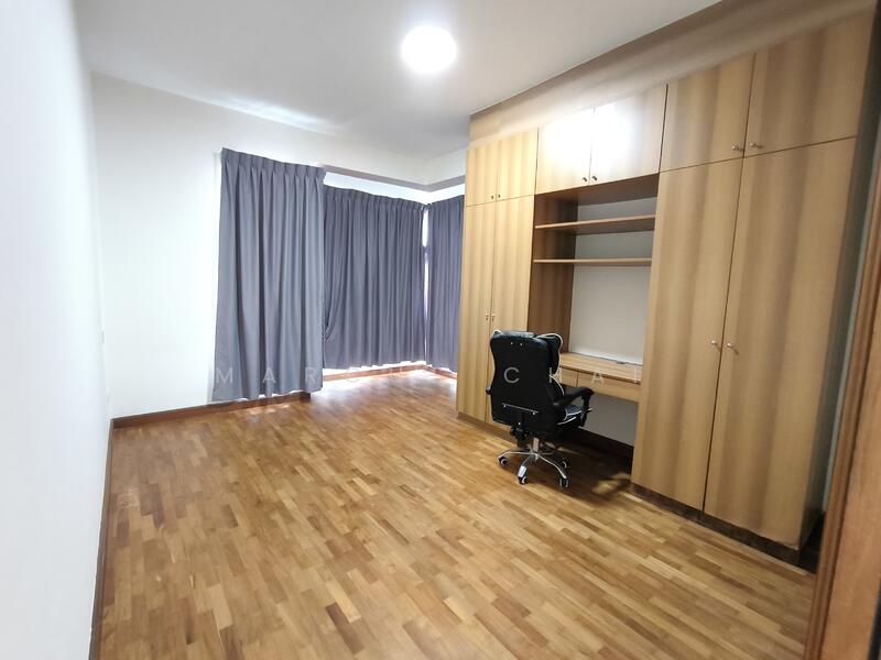 For Rent - Burlington Square