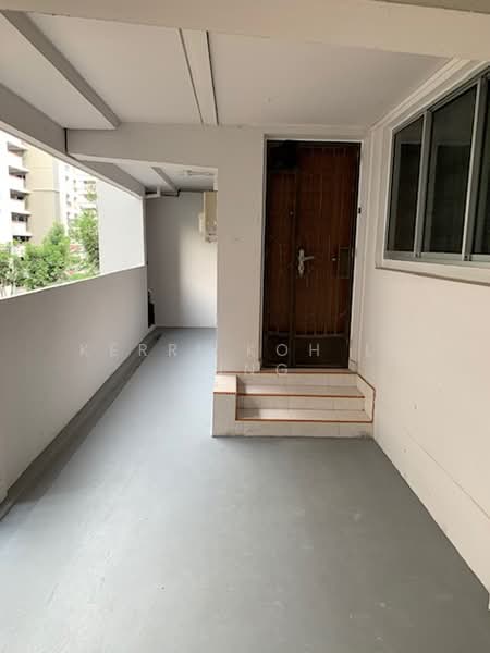 130 Bukit Batok West Avenue 6, 130 Bukit Batok West Avenue 6, 2 Bedrooms, 785 sqft, HDB Flat For Rent, by Kerri Koh Li Ping, 23823377 - Only two units very quiet n private - PropertyGuru.com.sg