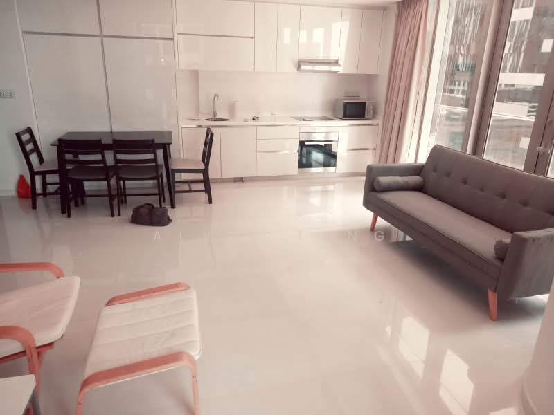 One Shenton, 1 Shenton Way, 2 Bedrooms, 904 sqft, Condominium For Rent, by Alvin Tang, 23823620 - PropertyGuru.com.sg