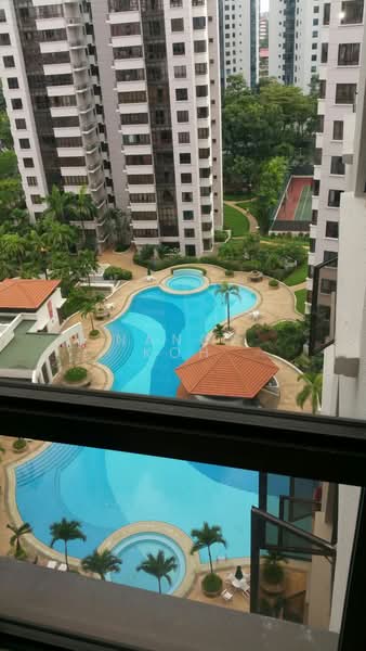 The Mayfair Condominium For Sale at S$ 1,688,000 | PropertyGuru Singapore
