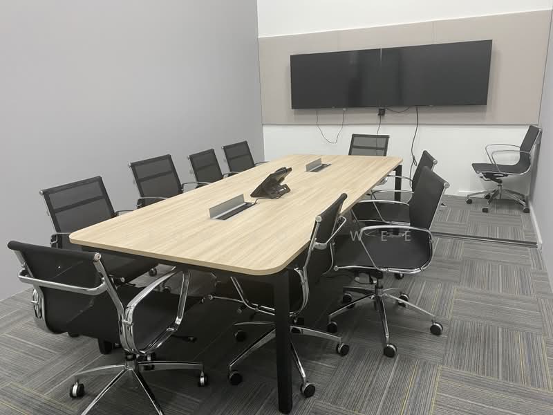 Next to mrt @ 5m high office industrial, , 4,500 sqft, Light Industrial (B1) For Rent, by Leow Kok Wee, 23828040 - CommercialGuru.com.sg