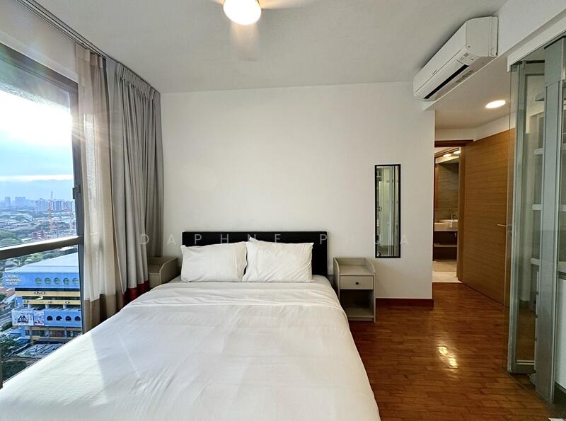 The Shore Residences, 87 Amber Road, 2 Bedrooms, 893 sqft, Condominium For Rent, by Daphne Phua, 23828585 - FLOOR TO CEILING WINDOWS BRINING IN A WEALTH OF NATURAL LIGHT! - PropertyGuru.com.sg