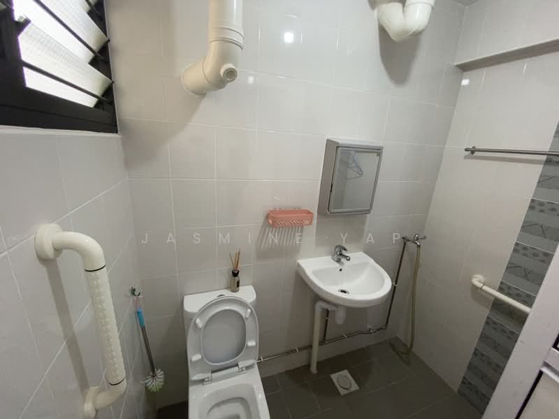 144 Bedok Reservoir, 144 Bedok Reservoir Road, 2 Bedrooms, 688 sqft, HDB Flat For Rent, by Jasmine Yap, 23829589 - PropertyGuru.com.sg