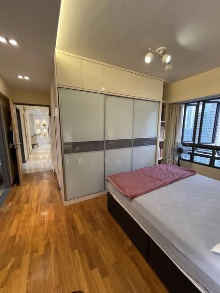 87 Dawson Road, 87 Dawson Road, Alexandra / Commonwealth, 3 Bedrooms, 894 sqft, HDB Flat For Sale, by Sherlyn Luo, 23830463 - Spacious Master bedroom - PropertyGuru.com.sg