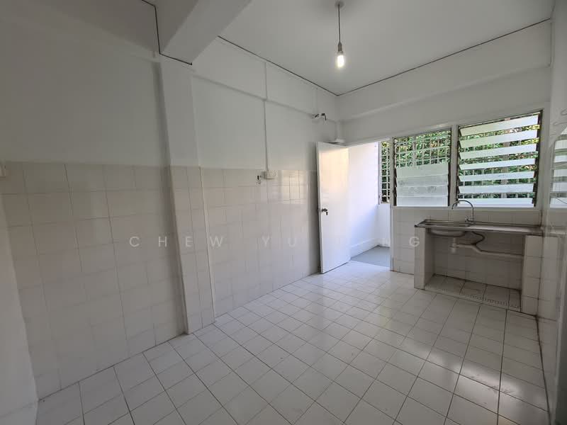 133C Woodleigh Park, , 2 Bedrooms, 904 sqft, Walk-up Apartment For Rent, by Chew Yu Ting, 23832277 - Kitchen - PropertyGuru.com.sg
