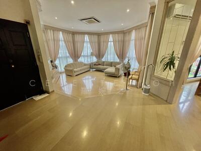 For Sale - Bungalow for Sale at Goodman area. Call Celeste at 97700775 for exclusive discussion