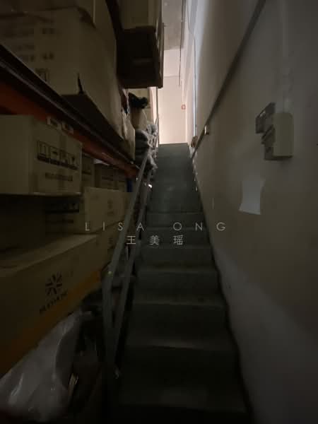 Pioneer Centre, 1 Soon Lee Street, 1,894 sqft, Factory / Workshop (B2) For Sale, by Lisa Ong 王镁侥, 23837817 - CommercialGuru.com.sg