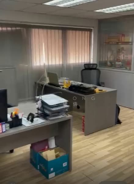 Pioneer Centre, 1 Soon Lee Street, 1,894 sqft, Factory / Workshop (B2) For Sale, by Lisa Ong 王镁侥, 23837817 - CommercialGuru.com.sg