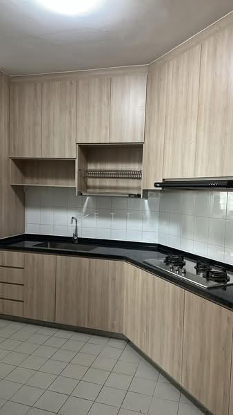 Fernwood Towers, 22 Fernwood Terrace, 3 Bedrooms, 1,647 sqft, Condominium For Rent, by Betty Chandra, 23838467 - PropertyGuru.com.sg