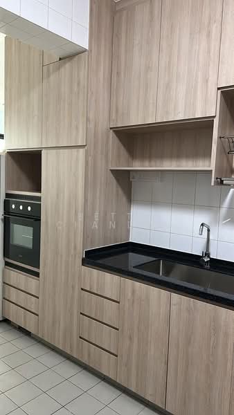 Fernwood Towers, 22 Fernwood Terrace, 3 Bedrooms, 1,647 sqft, Condominium For Rent, by Betty Chandra, 23838467 - PropertyGuru.com.sg