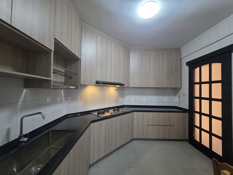 Fernwood Towers, 22 Fernwood Terrace, 3 Bedrooms, 1,647 sqft, Condominium For Rent, by Betty Chandra, 23838467 - PropertyGuru.com.sg