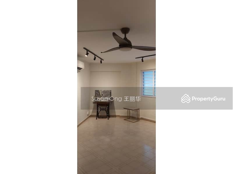 For Rent - 248 Jurong East Street 24
