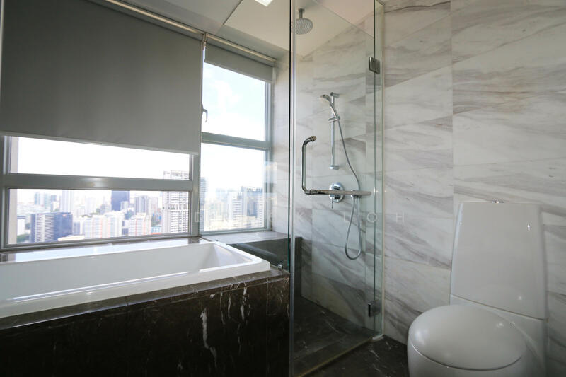 Sky @ Eleven, 11 Thomson Lane, 3 Bedrooms, 1,851 sqft, Condominium For Rent, by Aldrick Loh, 23841795 - Master Bath room - PropertyGuru.com.sg