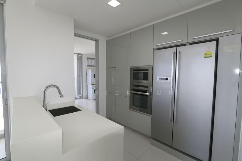 Sky @ Eleven, 11 Thomson Lane, 3 Bedrooms, 1,851 sqft, Condominium For Rent, by Aldrick Loh, 23841795 - Dry Kitchen - PropertyGuru.com.sg