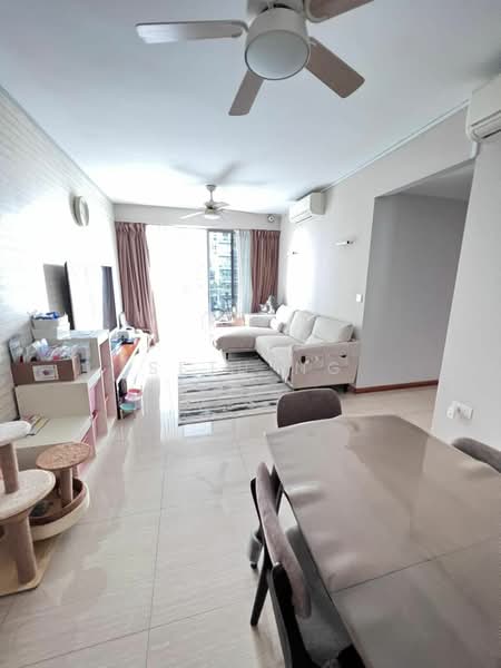 FLO Residence, 7 Punggol Field Walk, 3 Bedrooms, 1,012 sqft, Condominium For Rent, by Seth Ng, 23841876 - PropertyGuru.com.sg