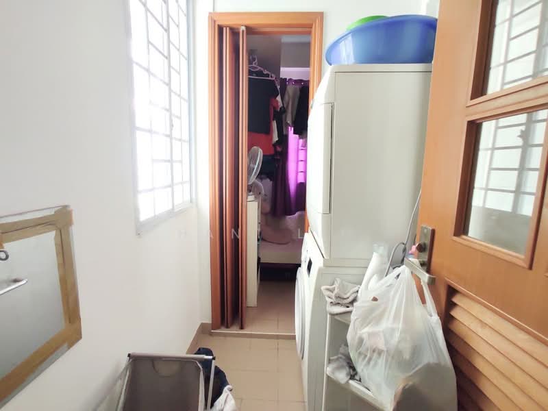 Queens, 12 Stirling Road, 3 Bedrooms, 1,410 sqft, Condominium For Rent, by Hani Lim, 23842446 - PropertyGuru.com.sg