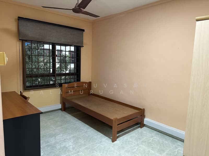 For Rent - 671B Klang Lane