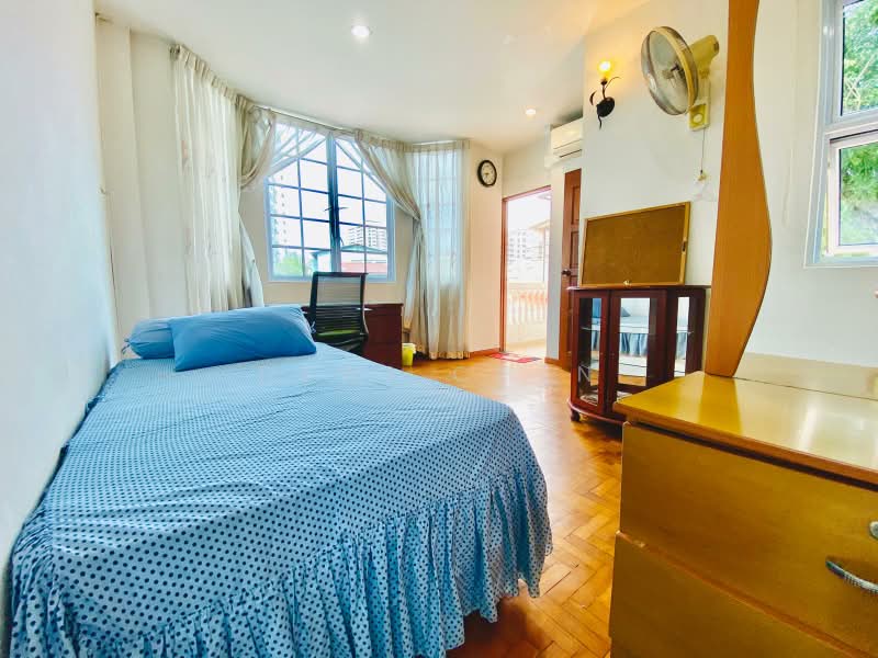 2 Pebble Lane, , Room Rental, 150 sqft, Corner Terrace For Rent, by Dewi Chen, 23844778 - PropertyGuru.com.sg