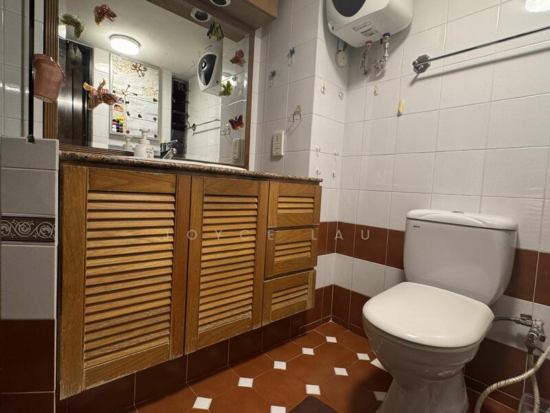 For Sale - FH Watten Hill Cosy TownHouse, below $1800psf! Transquil & Greenery!