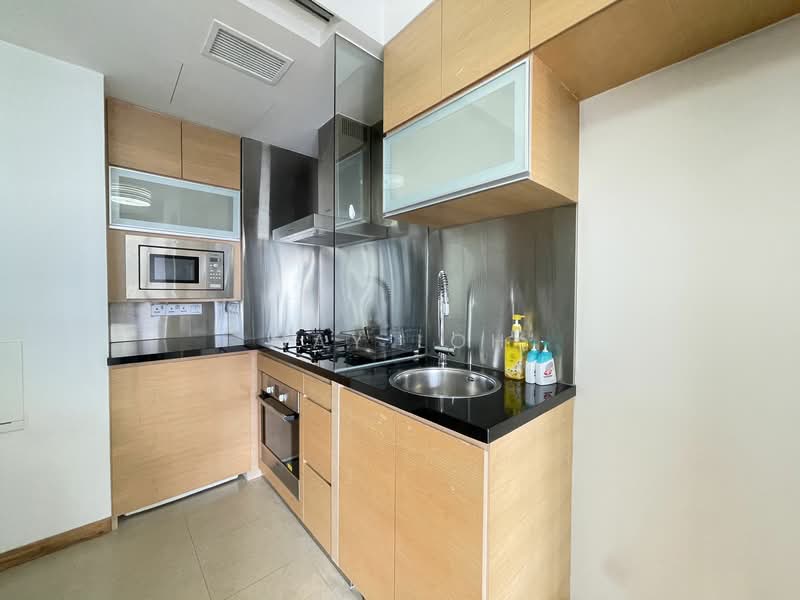 The Clift, 21 McCallum Street, 2 Bedrooms, 775 sqft, Apartment For Rent, by May Loh, 23848730 - PropertyGuru.com.sg