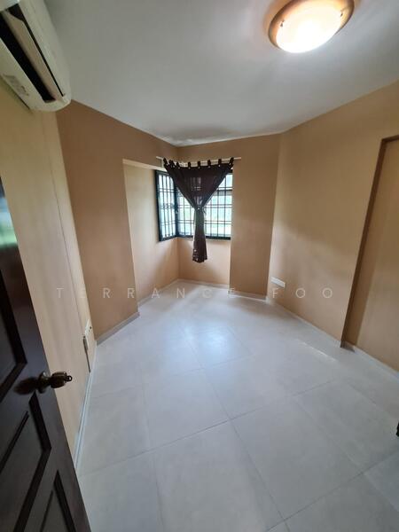 392 Bukit Batok West Avenue 5, 392 Bukit Batok West Avenue 5, 4 Bedrooms, 1,270 sqft, HDB Flat For Rent, by Terrance Foo, 23849965 - PropertyGuru.com.sg