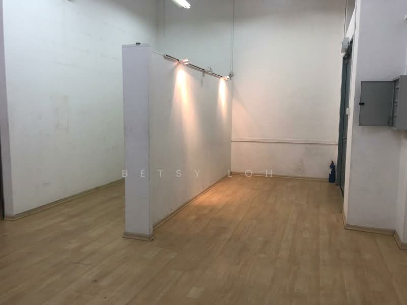 Midview Building, 50 Bukit Batok Street 23, 1,206 sqft, Light Industrial (B1) For Rent, by Betsy Loh, 23850102 - CommercialGuru.com.sg