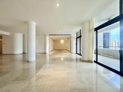 For Rent - The Colonnade