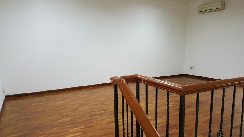 Pinewood Terrace Terraced House For Sale at S$ 2,700,000 | PropertyGuru Singapore