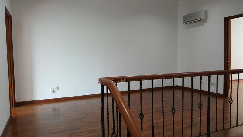 Pinewood Terrace Terraced House For Sale at S$ 2,700,000 | PropertyGuru Singapore