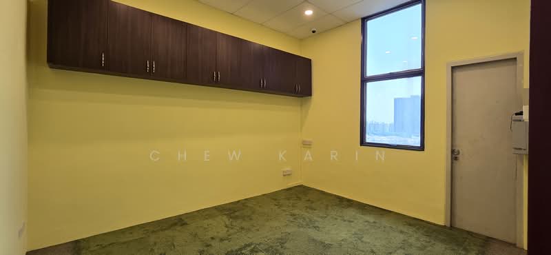 Tradehub 21, 8 Boon Lay Way, 1,660 sqft, Light Industrial (B1) For Rent, by Chew Karin, 23852969 - CommercialGuru.com.sg