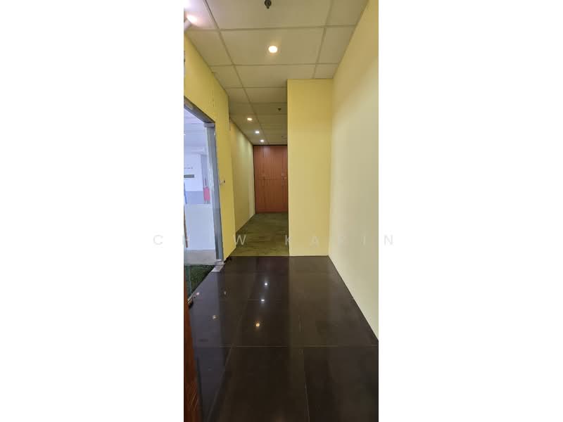 Tradehub 21, 8 Boon Lay Way, 1,660 sqft, Light Industrial (B1) For Rent, by Chew Karin, 23852969 - CommercialGuru.com.sg