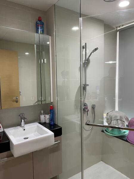 Cityscape at Farrer Park, 101 Mergui Road, 3 Bedrooms, 1,120 sqft, Condominium For Rent, by Eugene Quek, 23853886 - common bath rm2 - PropertyGuru.com.sg