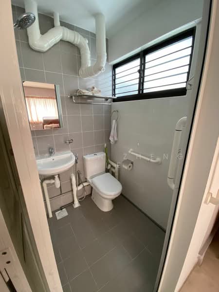 120 Mcnair Road, 120 Mcnair Road, 3 Bedrooms, 904 sqft, HDB Flat For Rent, by Darwin Zheng Jie, 23855294 - PropertyGuru.com.sg