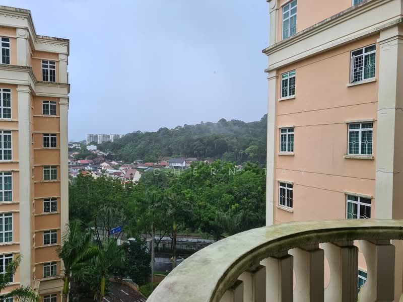 Symphony Heights, 33 Hume Avenue, 3 Bedrooms, 1,345 sqft, Condominium For Rent, by Sze Chern Tay, 23855352 - PropertyGuru.com.sg