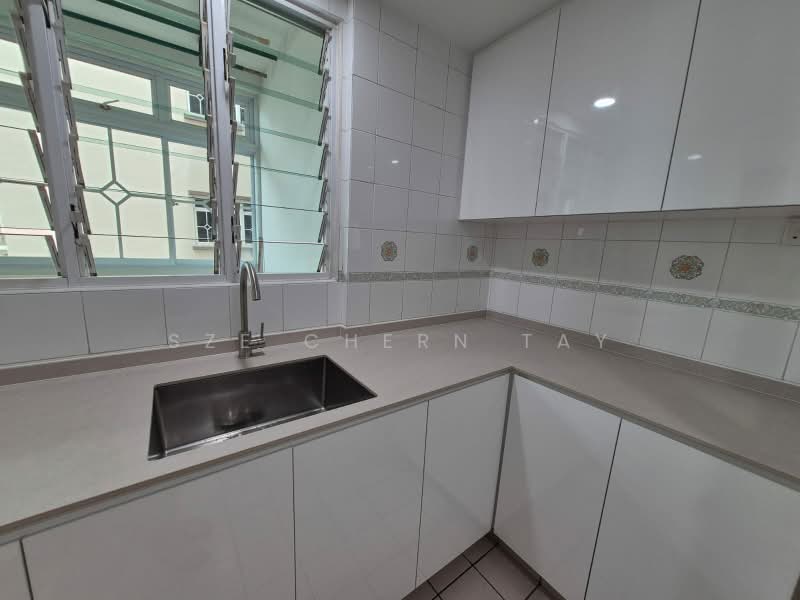 Symphony Heights, 33 Hume Avenue, 3 Bedrooms, 1,345 sqft, Condominium For Rent, by Sze Chern Tay, 23855352 - PropertyGuru.com.sg