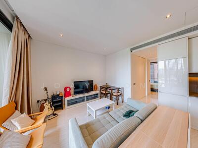 For Sale - Lloyd SixtyFive